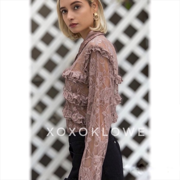 POL Floral Lace Button Down Ruffle Shirt - Picture 6 of 10